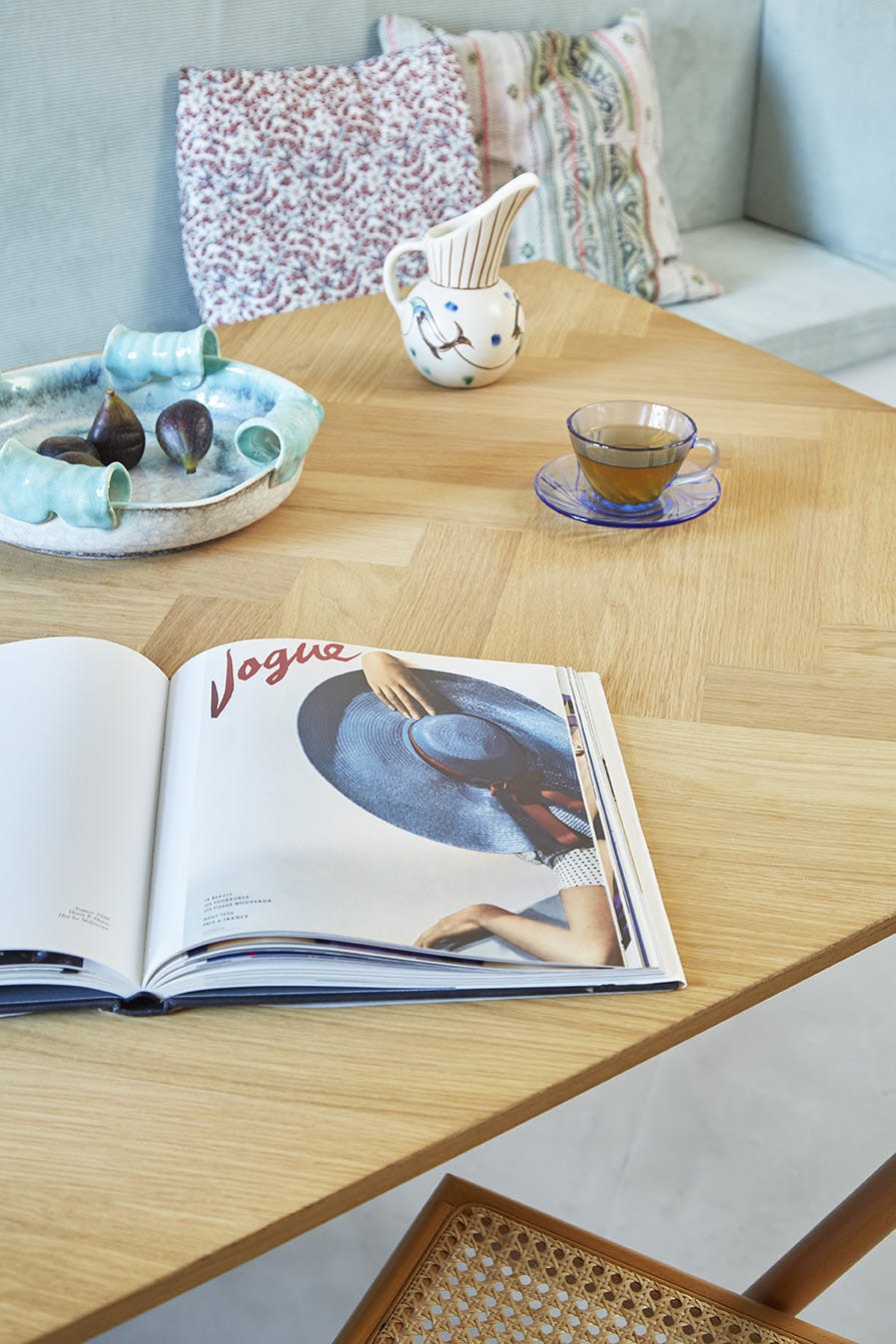 08 copy Spisebord keramikk